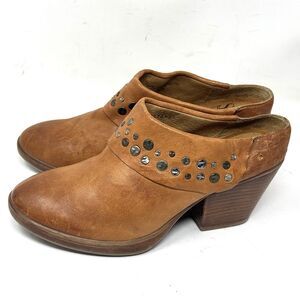 Sofft  Brown leather Studded Mules Women Size US 7.5